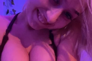 🤩AVAILABLE 24/7 AT YOUR DOORSTEP😘 - Image 5