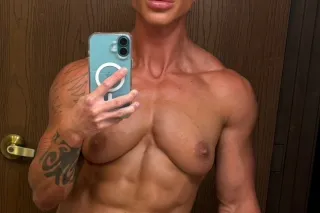 Jasmine the Bodybuilder - Image 6