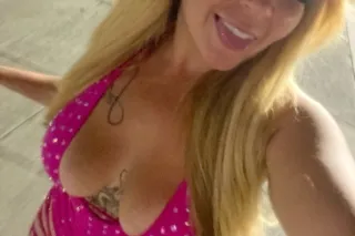 🏁Daytona 500 SPECIALS 🏎🚨 THICK Latina 🍑 Big Booty • Big Titties 🍒 Soft skin 🧴 NURU at its finest 💦 - Image 4