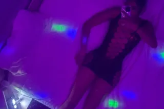 First day here 💋 - 20 - Image 4